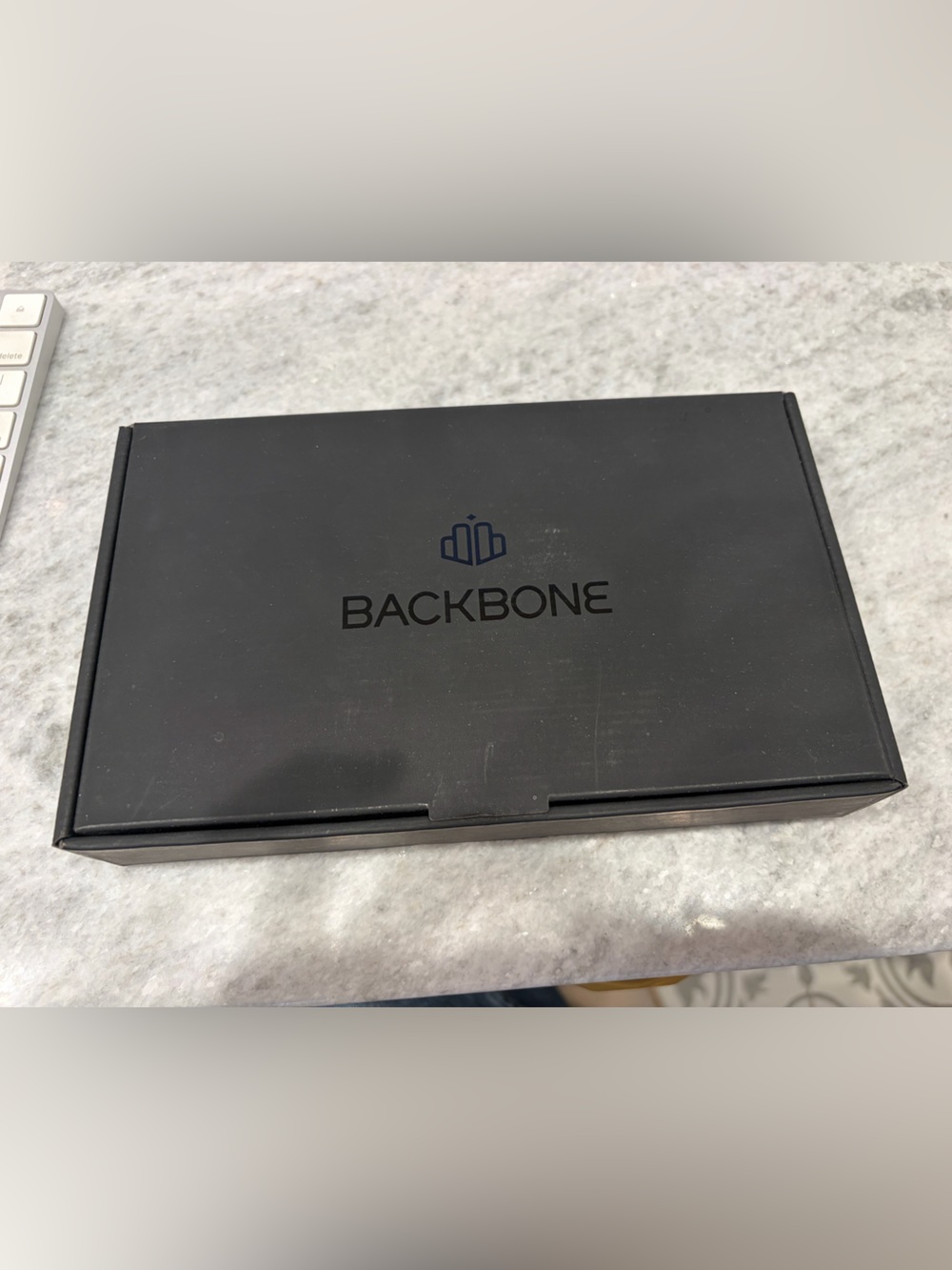 Backbone Compact Black Mobile Gaming Controller - Picture 4 of 4
